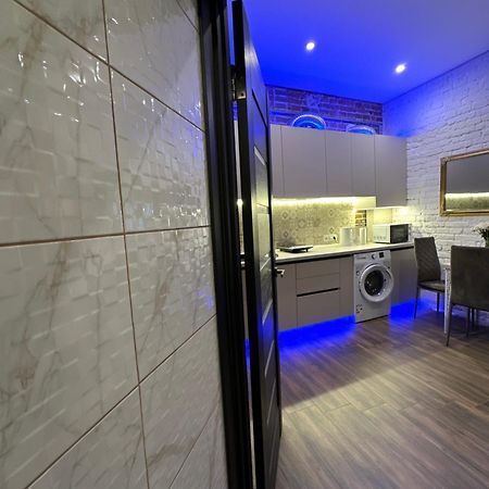 Kuss Apartments Lviv Buitenkant foto